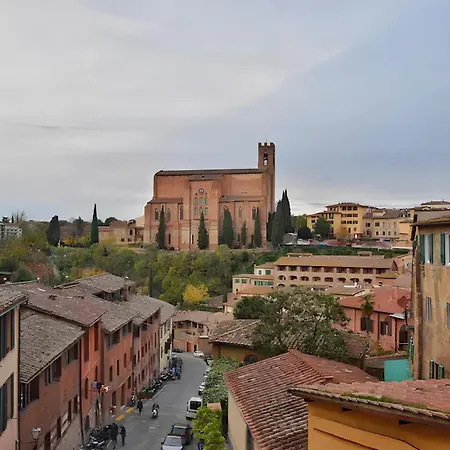 Lägenhet Nel Cuore Del Centro Storico. *
